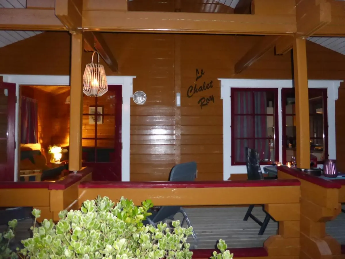 Hôtel Le chalet Roy à Mauroux  France